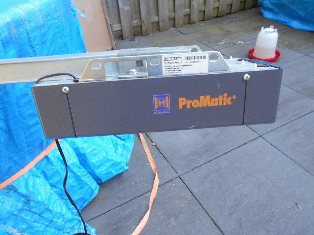 garagedeur aandrijving met accu,s hormann, Ophalen, Garagedeur, Zo goed als nieuw, Metaal