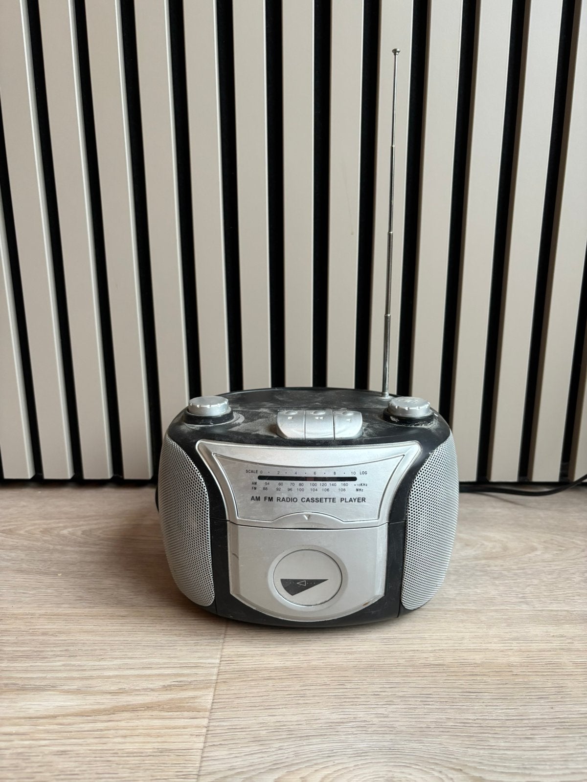 Compacte radio - AM/FM - cassette speler, Audio, Tv en Foto, Radio's, Ophalen of Verzenden