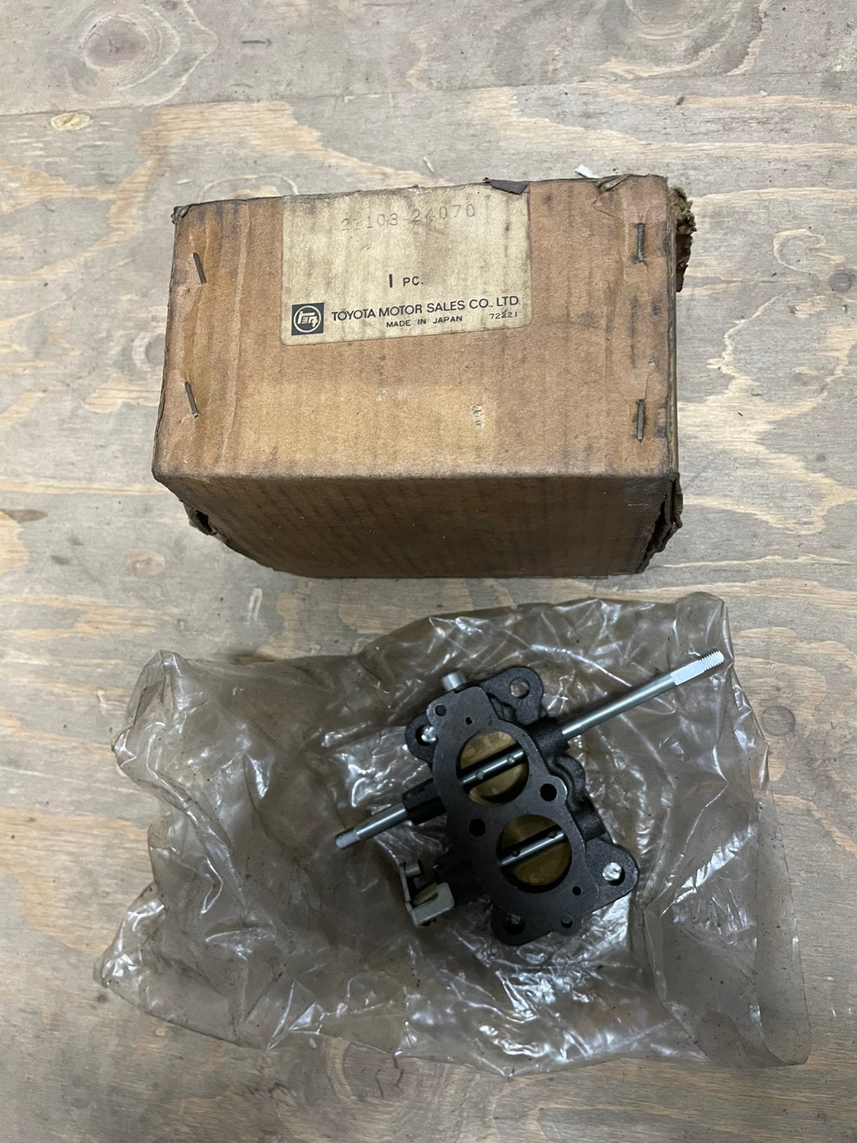 Toyota corolla ke3 ke35 3kb carbrateur deel 21103-24070, Ophalen of Verzenden