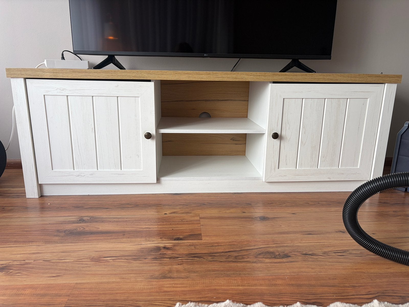 Jysk tv meubel, Ophalen, Zo goed als nieuw, 25 tot 50 cm, Minder dan 100 cm