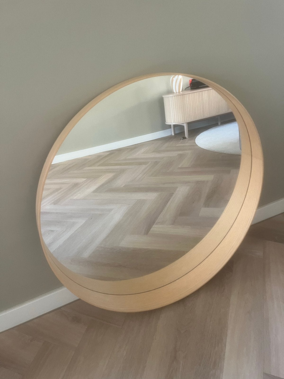 Ronde spiegel van IKEA met houten frame, Ophalen of Verzenden, Zo goed als nieuw, Rond, 75 tot 100 cm