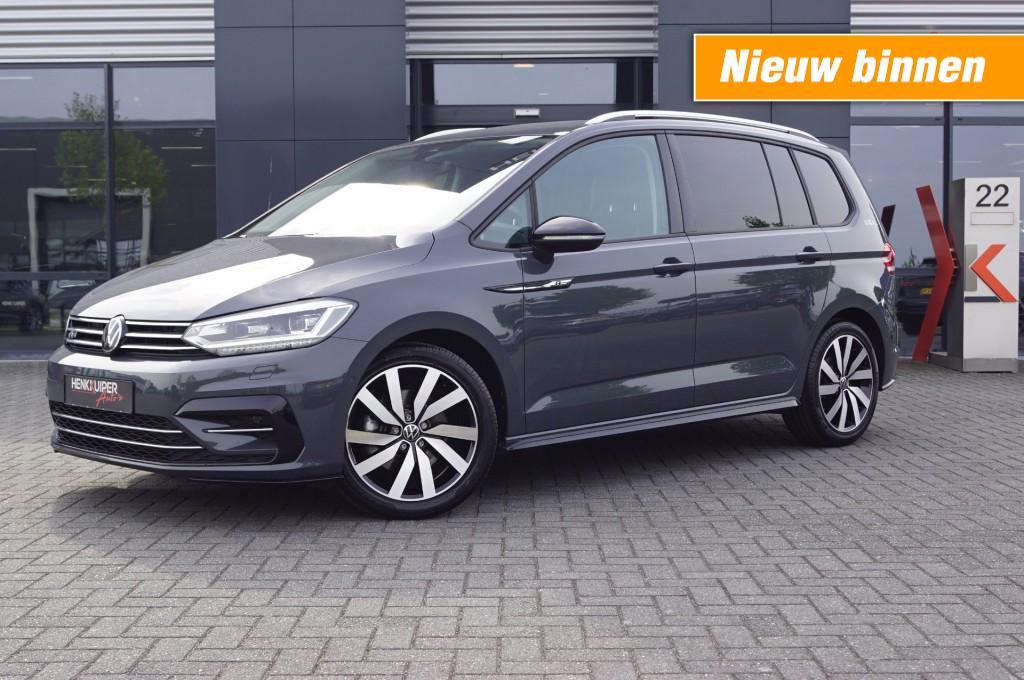 Volkswagen TOURAN 1.5 TSI DSG R-Line / 7 Persoons/Navi / Cam, Automaat, USB, Huisgarantie, 7 stoelen