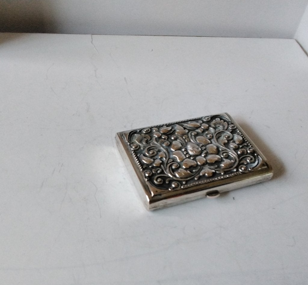 Djokja zilveren sigarettendoosje, Verzenden, Zilver