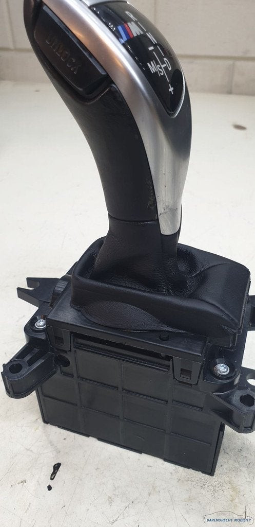 Selectiehendel automaat M X5 F15 F16 BMW 34586024 pook origi, Auto-onderdelen, Petuelring 130
80788  Munich, DE, Gebruikt, Info@bmw.de