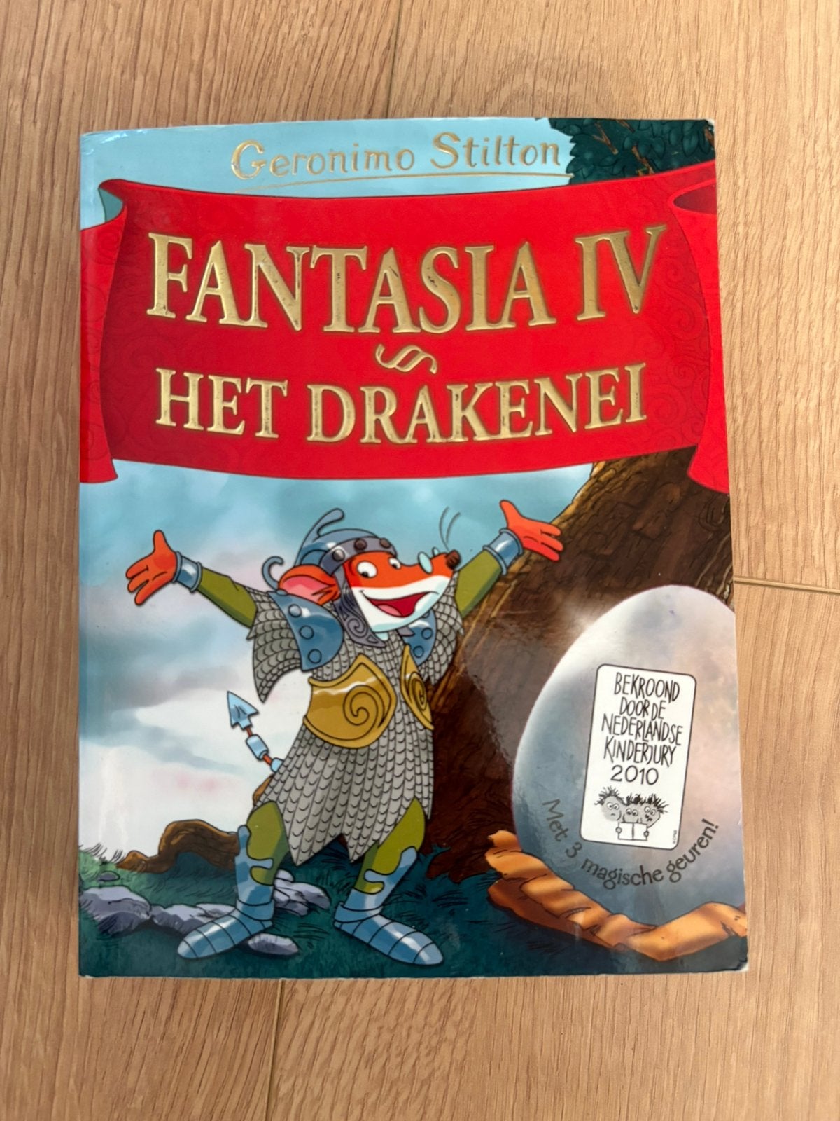 Geronimo Stilton - Fantasia IV: Het draken ei, Ophalen of Verzenden, Zo goed als nieuw, Fictie algemeen