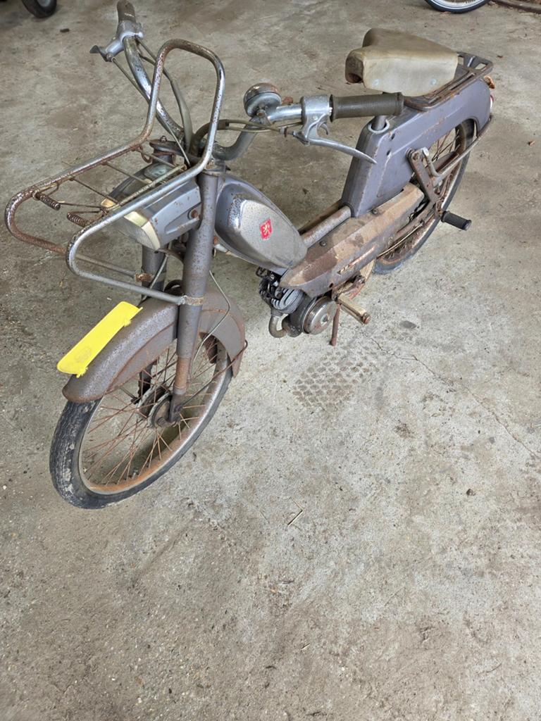 Peugeot brommer, Fietsen en Brommers, Ophalen, Gebruikt, Overige typen, Peugeot vivacity, scooter, snorfiets, peugeot verticaal