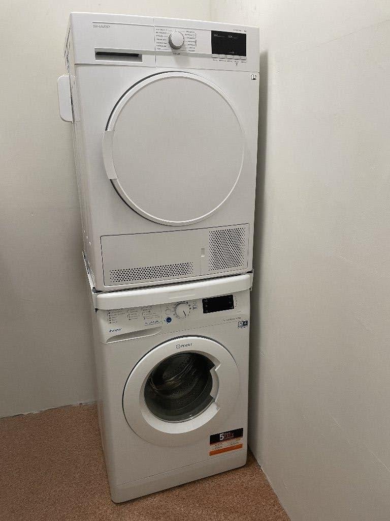 (Bijna) gratis af te halen: wasmachine plus droger., Ophalen, Gebruikt, Voorlader, 85 tot 90 cm