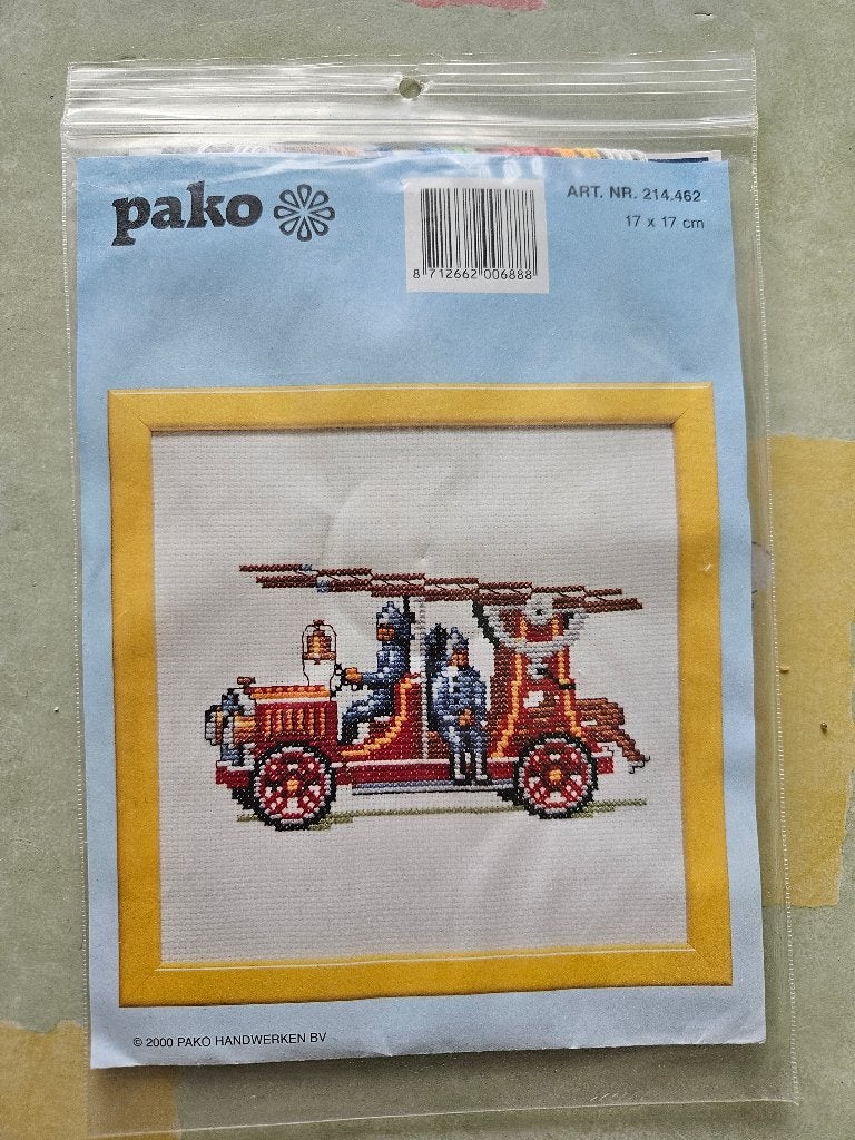 borduurpakket ongeopend Brandweerauto Pako, Ophalen of Verzenden, Nieuw, Handborduren, Borduurpakket