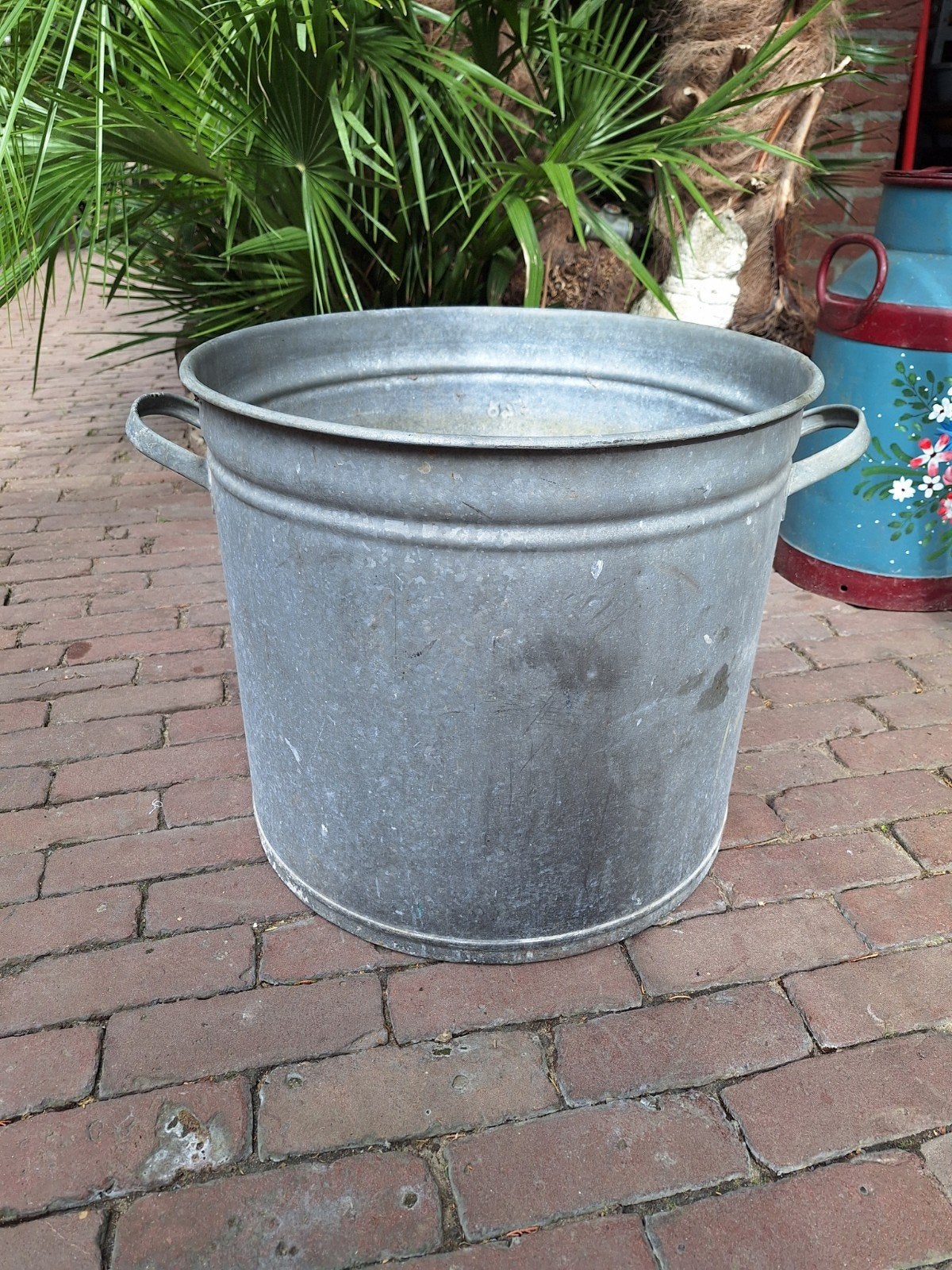 grote oude Zink tobbe, Ophalen