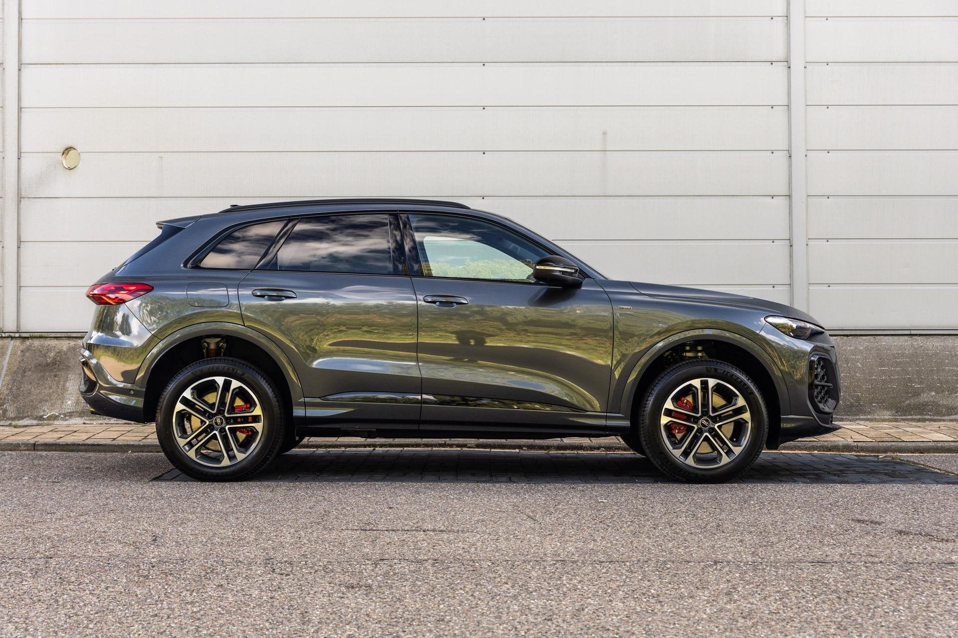 Audi Q5 2.0 TFSI e-hybrid quattro S Edition Competition | 21, Auto's, 12 maanden, 4 cilinders, 150 min, Bedrijf