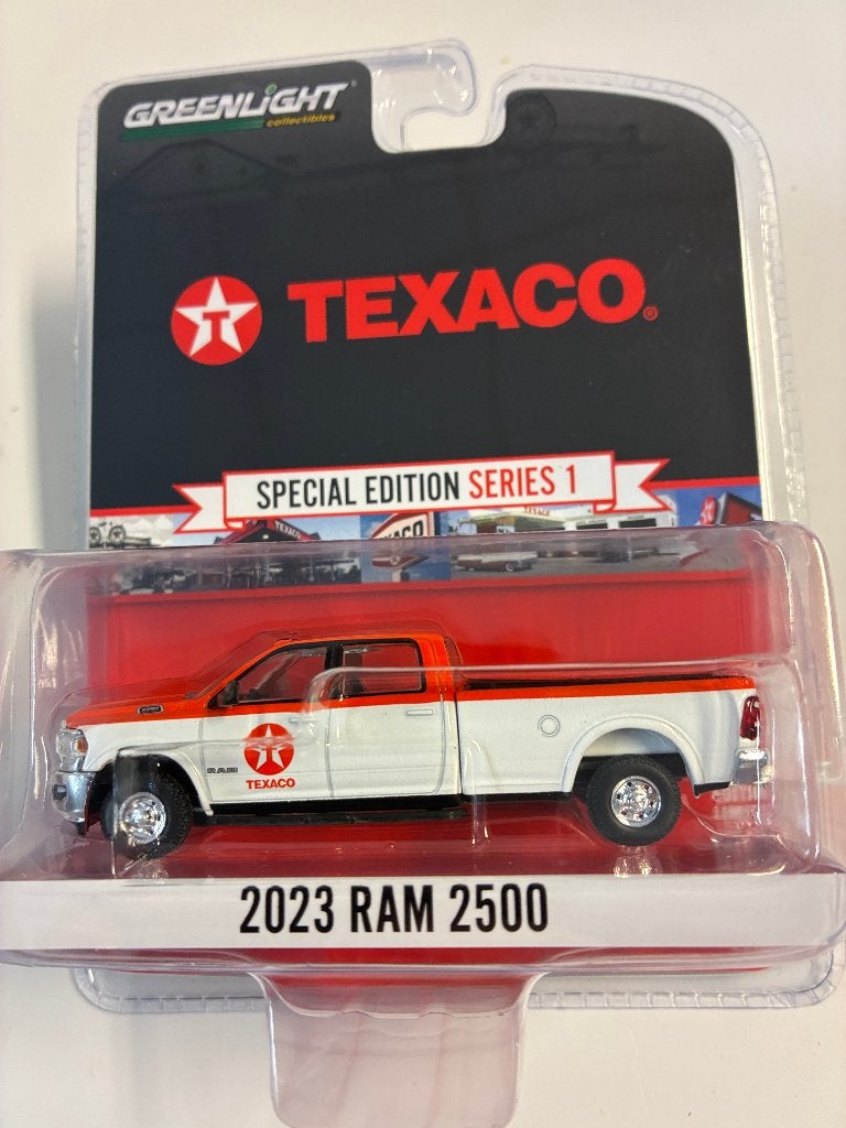 88853: Dodge Ram 2500 - Texaco - 2023 - Greenlight 1:64, Auto, Nieuw, Ophalen of Verzenden, Bachsatztstr. 54 D 72131 Ofterdingen, Germany