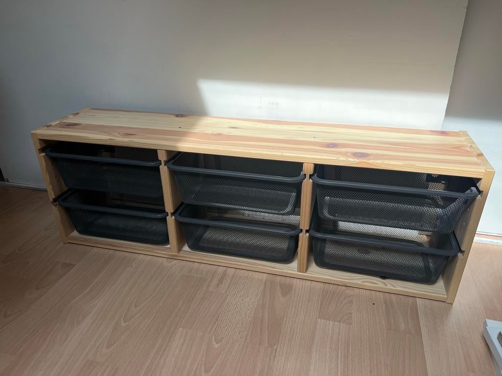 IKEA Trofast wandopberger met 6 zwarte gaasmandjes, Zo goed als nieuw, 75 tot 100 cm, Minder dan 50 cm, Ophalen