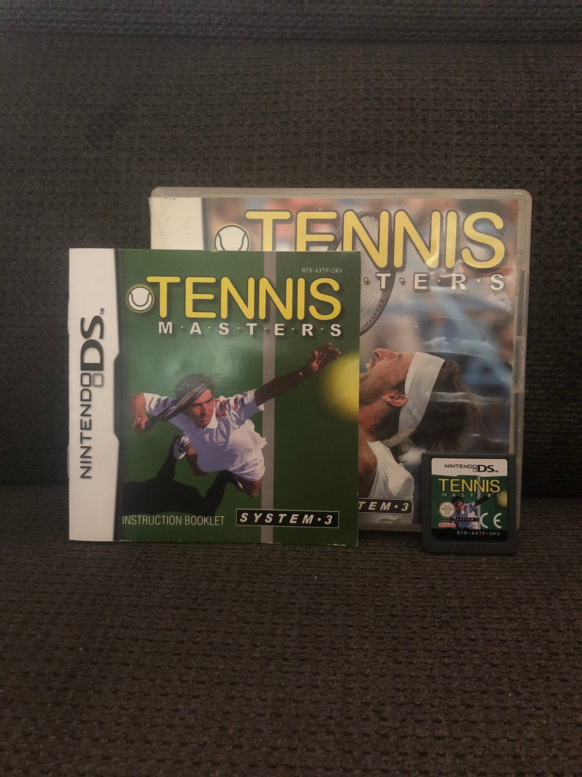Tekoop tennis (met boekje), Spelcomputers en Games, 1 speler, Ophalen of Verzenden, Zo goed als nieuw, Vanaf 3 jaar