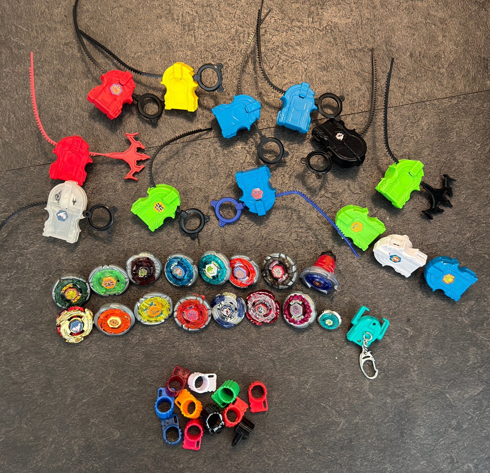 Beyblade Metal Fusion Set | 16 Beyblades + Launchers, Ophalen of Verzenden, Zo goed als nieuw