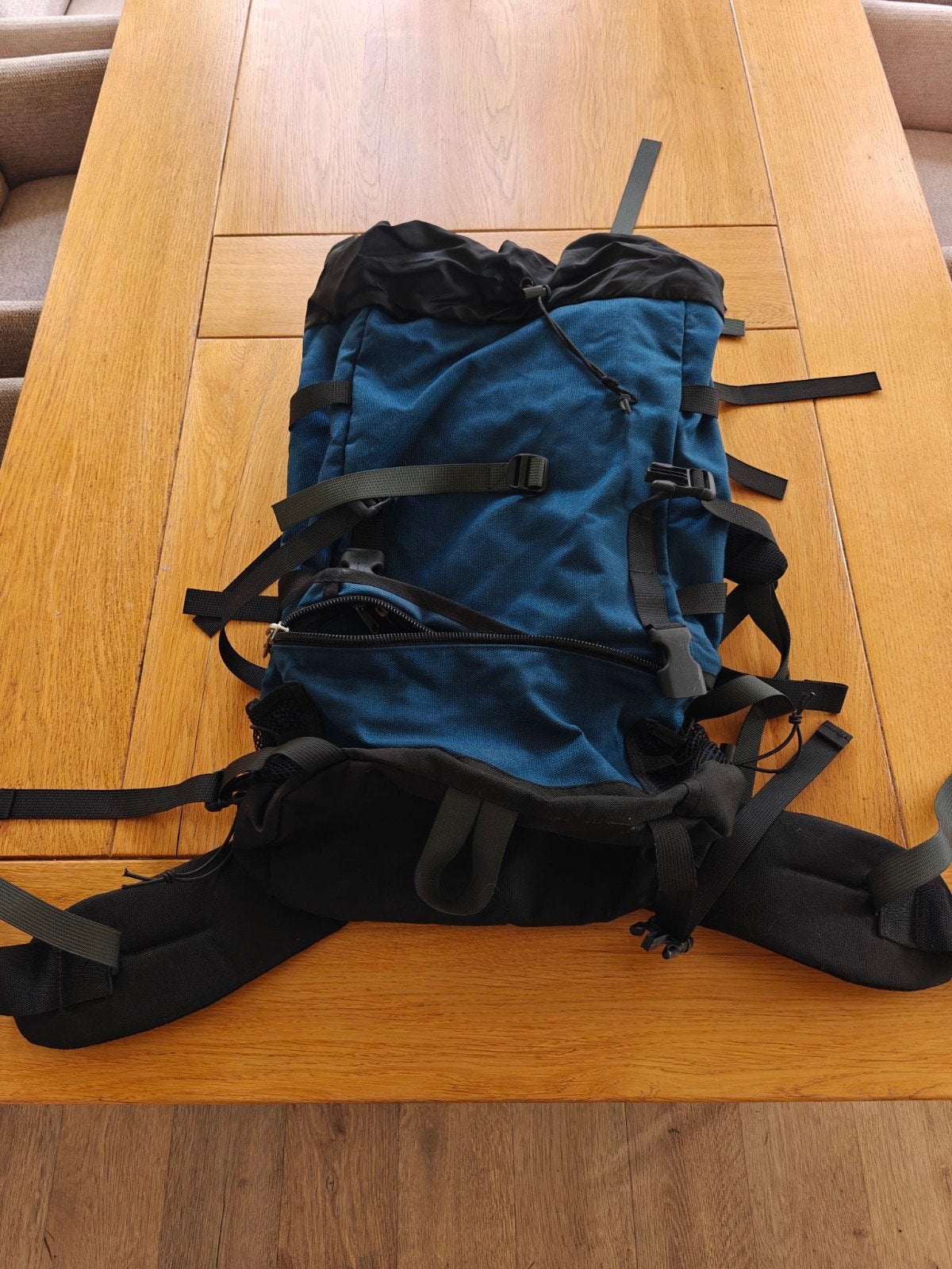 Robuuste blauwe trekking rugzak, Sieraden, Tassen en Uiterlijk, Tassen | Rugtassen, Gebruikt, 25 tot 40 cm, Trekking, Ophalen