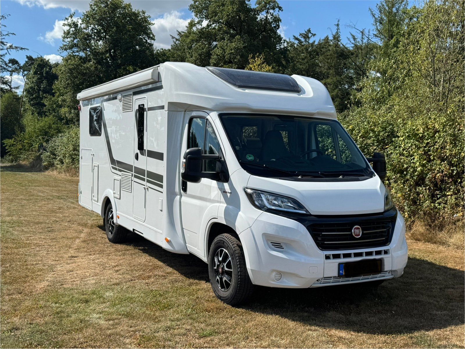 Fiat Ducato Etrusco 2021 model 2022 lengtebedden en Hefbed, Standaard zit, Ringverwarming, Fiat, Luifel