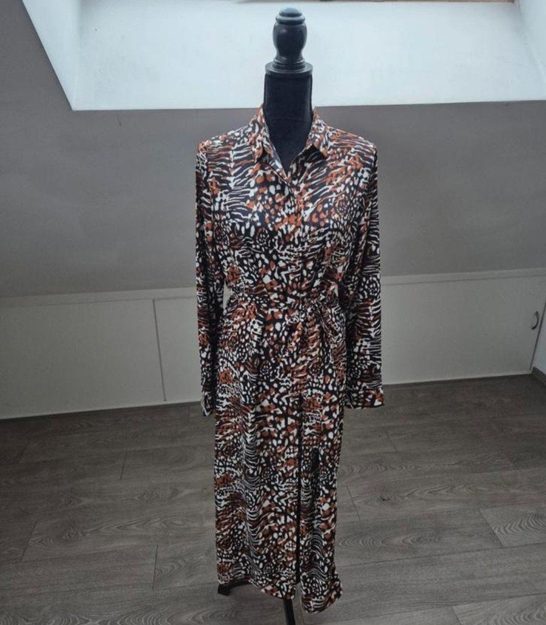 Leuke jurk, Panter / zebra / tijger, Zwart, Maat 42/44 (L), Ophalen of Verzenden, Zo goed als nieuw
