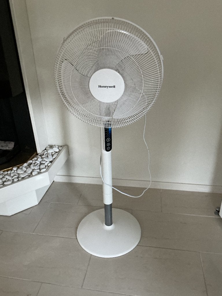Vloer ventilator Honeywell Quietset, Witgoed en Apparatuur, Ventilatoren, Ophalen of Verzenden, Zo goed als nieuw, Vloerventilator