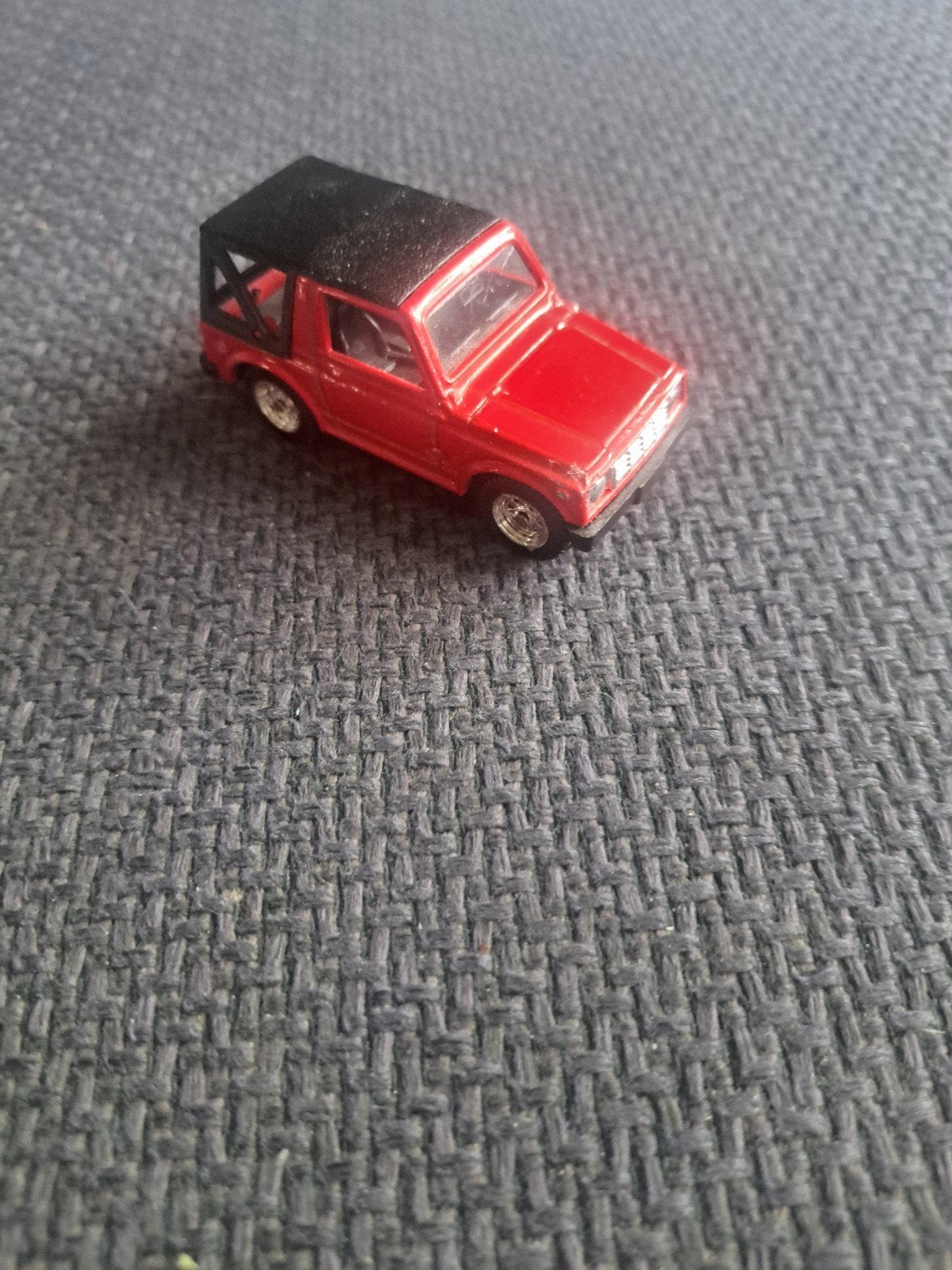 edocar model suzuki sj 413 q, Gebruikt, Auto, Ophalen of Verzenden, N.b