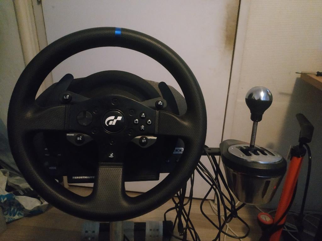 T300RS + TH8A + Stand, Spelcomputers en Games, Spelcomputers | Sony PlayStation Consoles | Accessoires, Ophalen, Zo goed als nieuw