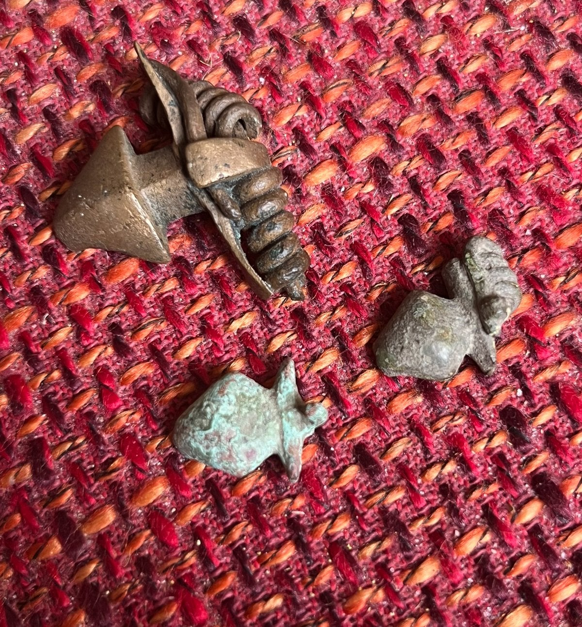 Bodemvondst…Fragment Romeinse Bronzen Fibula’s, Ophalen of Verzenden