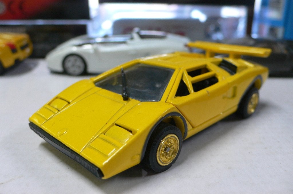 lamborghini countach sakura supercar-japan- 1/43, Hobby en Vrije tijd, Verzenden, Zo goed als nieuw, Auto, Overige merken