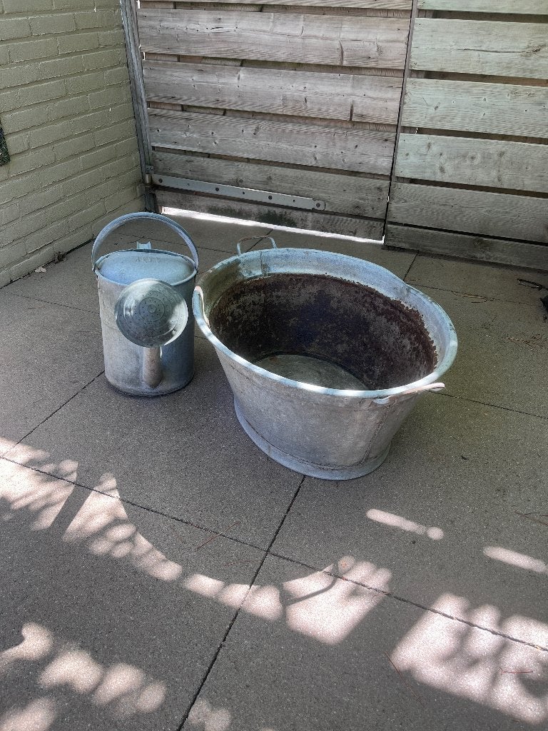 Zinken teil en gieter, Ophalen, Gebruikt, Metaal, Tuin
