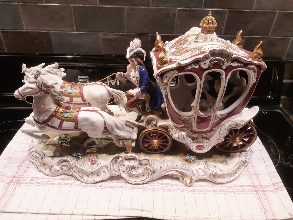Porselein koets, Antiek en Kunst, Ophalen