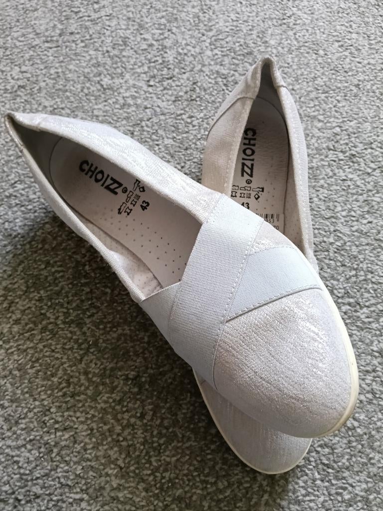 Zilverkleurige CHOIZZ instappers, maat 43, 1x gedragen, Kleding | Dames, Schoenen, Overige kleuren, Instappers, Ophalen of Verzenden