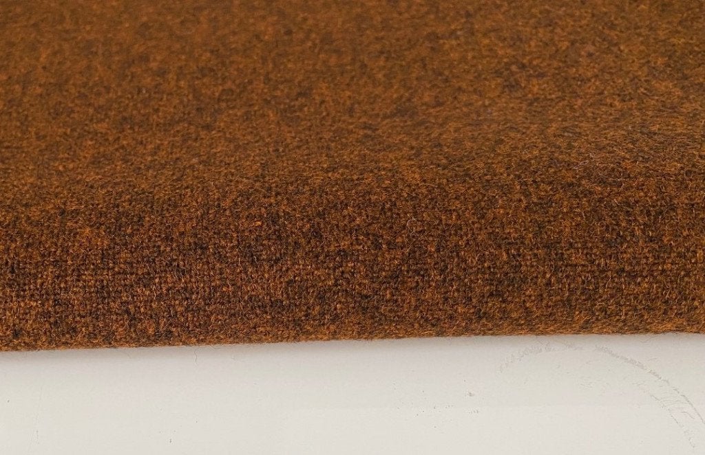 Kvadrat Tonica 512 donker oranje; restant meubelstof, Wol, 120 cm of meer, Nieuw, Oranje