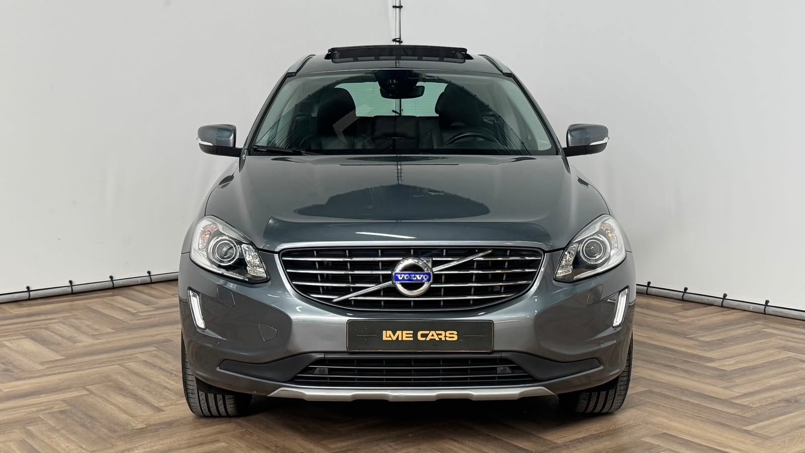 Volvo XC60 2.0 T5 FWD Polar+|PANO|NAP|1e EIGENAAR|INRUIL MOG, Auto's, Dealer onderhouden, 15 km/l, Gebruikt, 4 cilinders