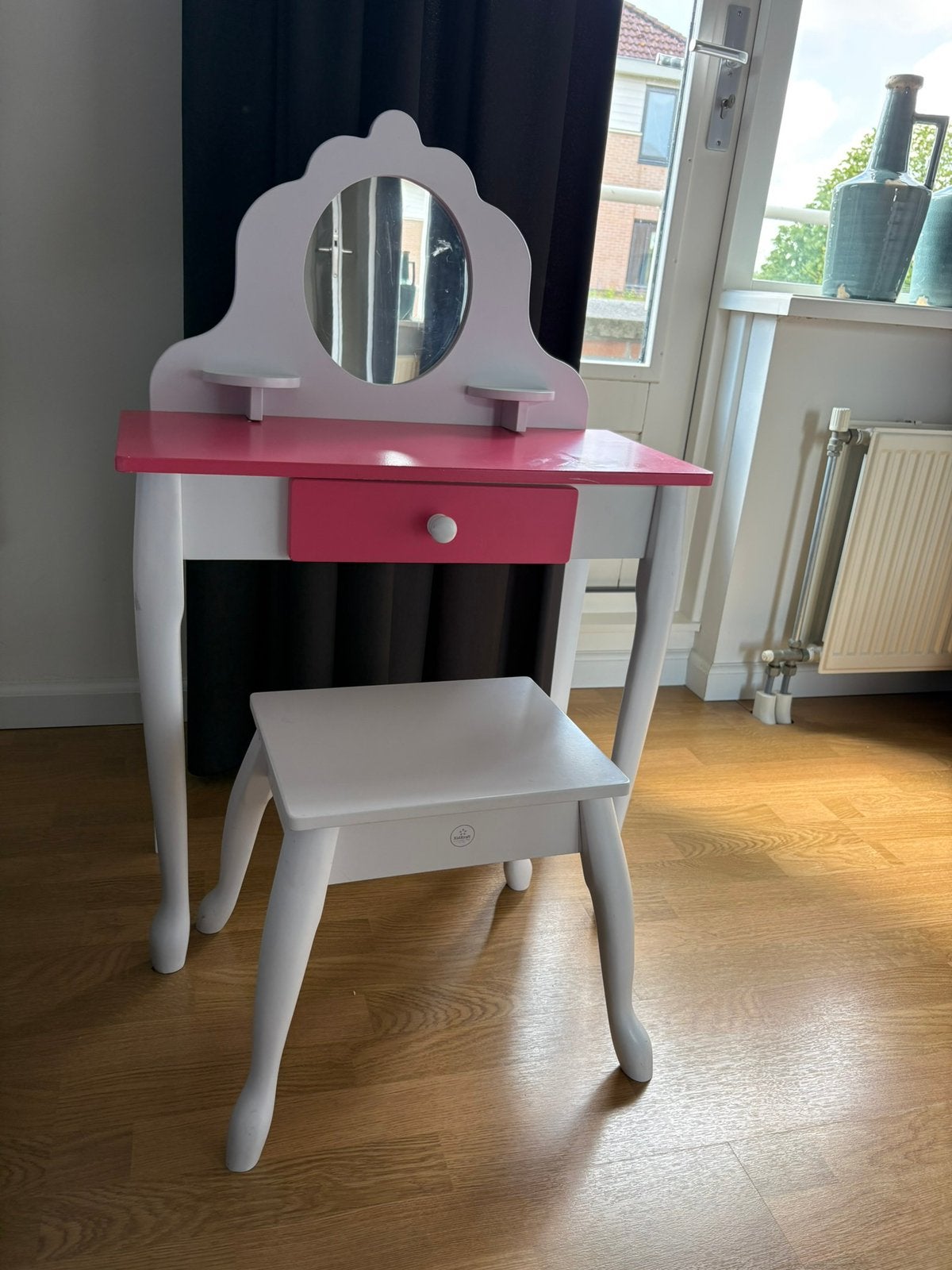 Schattige kinder kaptafel, Huis en Inrichting, Tafels | Kaptafels, Ophalen, Minder dan 50 cm, Gebruikt, 100 tot 150 cm