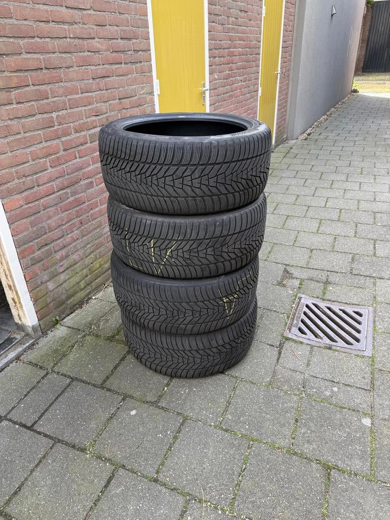 Set winter banden Hankook i*cept evo3 X 285/40-R21 109 V, Auto diversen, Autosport-onderdelen, Ophalen, Zo goed als nieuw