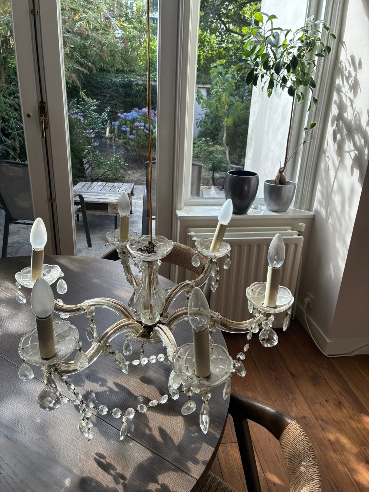 Kroonluchter, goudkleurige rozet, van kristal en glas, Ophalen, Gebruikt, Glas, Klassiek