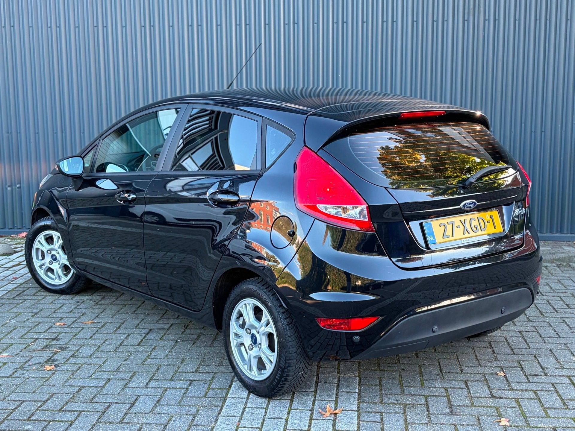 Foto 12 van Ford Fiesta 1.25 | NAP Carplay Velgen PDC Airco