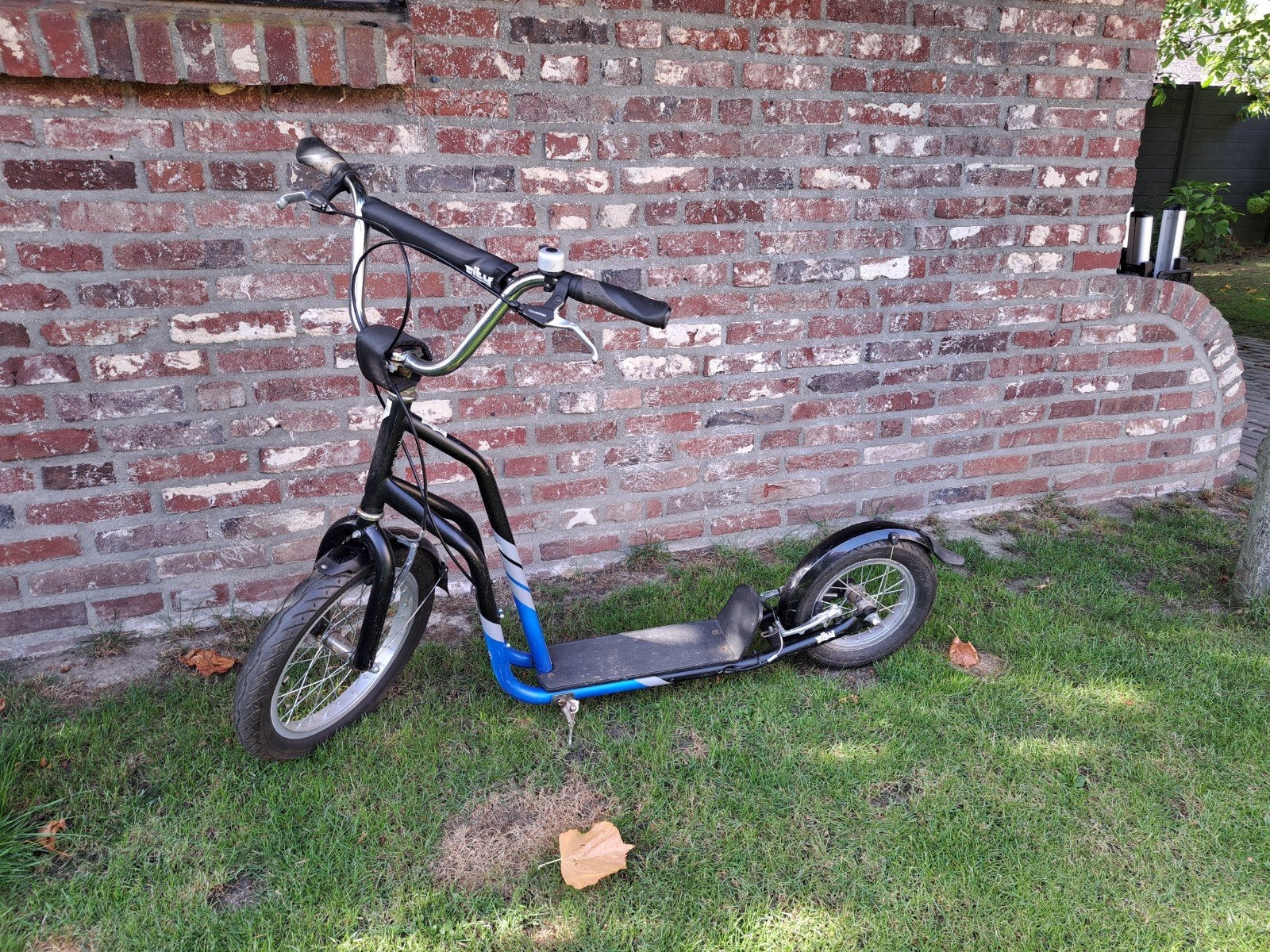Puky City Step / Autoped met luchtbanden – Zwart / Blauw, Ophalen, Gebruikt, Gewone step, Puky