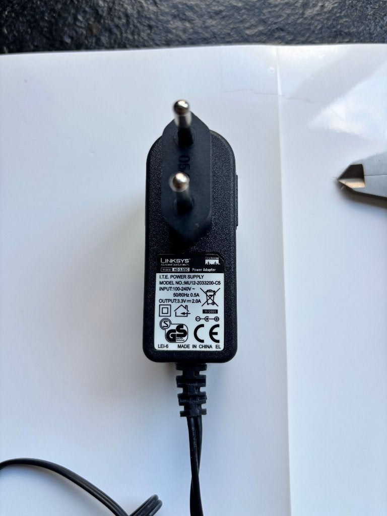 LINKSYS MU12-2033200-C5 Adapter, Computers en Software, Ophalen of Verzenden, Zo goed als nieuw, Linksys