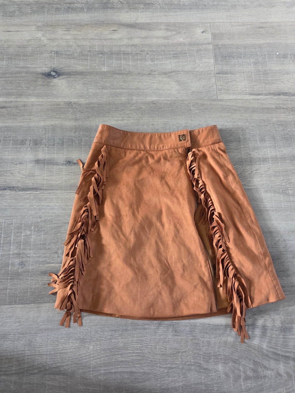 Nikkie suède look rokje met franjes - Maat 32 (XS), Bruin, Ophalen of Verzenden, Zo goed als nieuw, Nikkie
