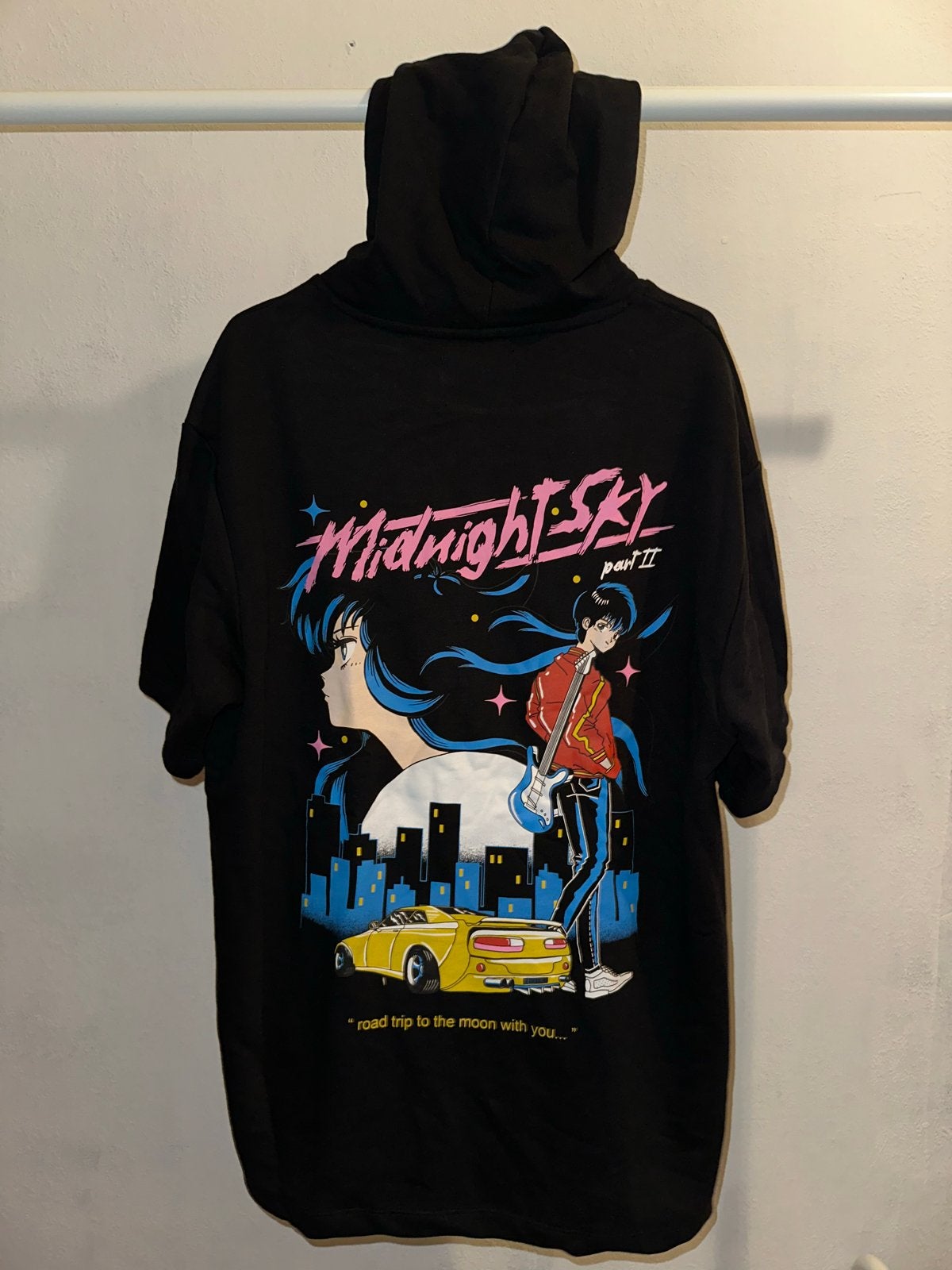 BRAND NEW (M) Bershka Midnight Sky Hoodie T-shirt, Ophalen of Verzenden, Zo goed als nieuw, Maat 48/50 (M), Zwart