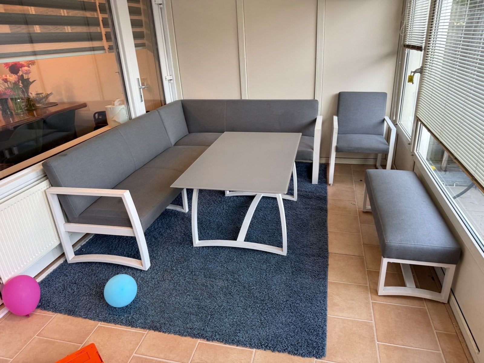 Moderne loungeset met eettafel en stoelen, Ophalen, Meer dan 8 zitplaatsen, Aluminium, Zo goed als nieuw