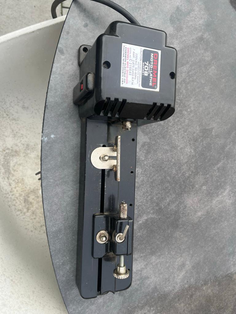 Dremel Moto-Lathe 708 - Vintage Houtdraaibank, Doe-het-zelf en Verbouw, Draaibanken, Ophalen of Verzenden, Gebruikt, Houtdraaibank