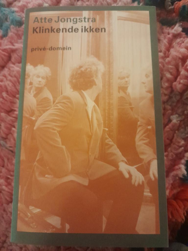 Atte Jongstra - Klinkende ikken Gesigneerd, Ophalen of Verzenden, Zo goed als nieuw, Atte Jongstra