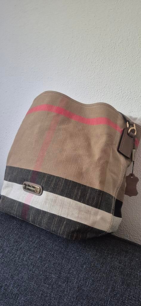 Burberry Handtas en Portemonnee Set, Sieraden, Tassen en Uiterlijk, Tassen | Damestassen, Ophalen of Verzenden, Zo goed als nieuw