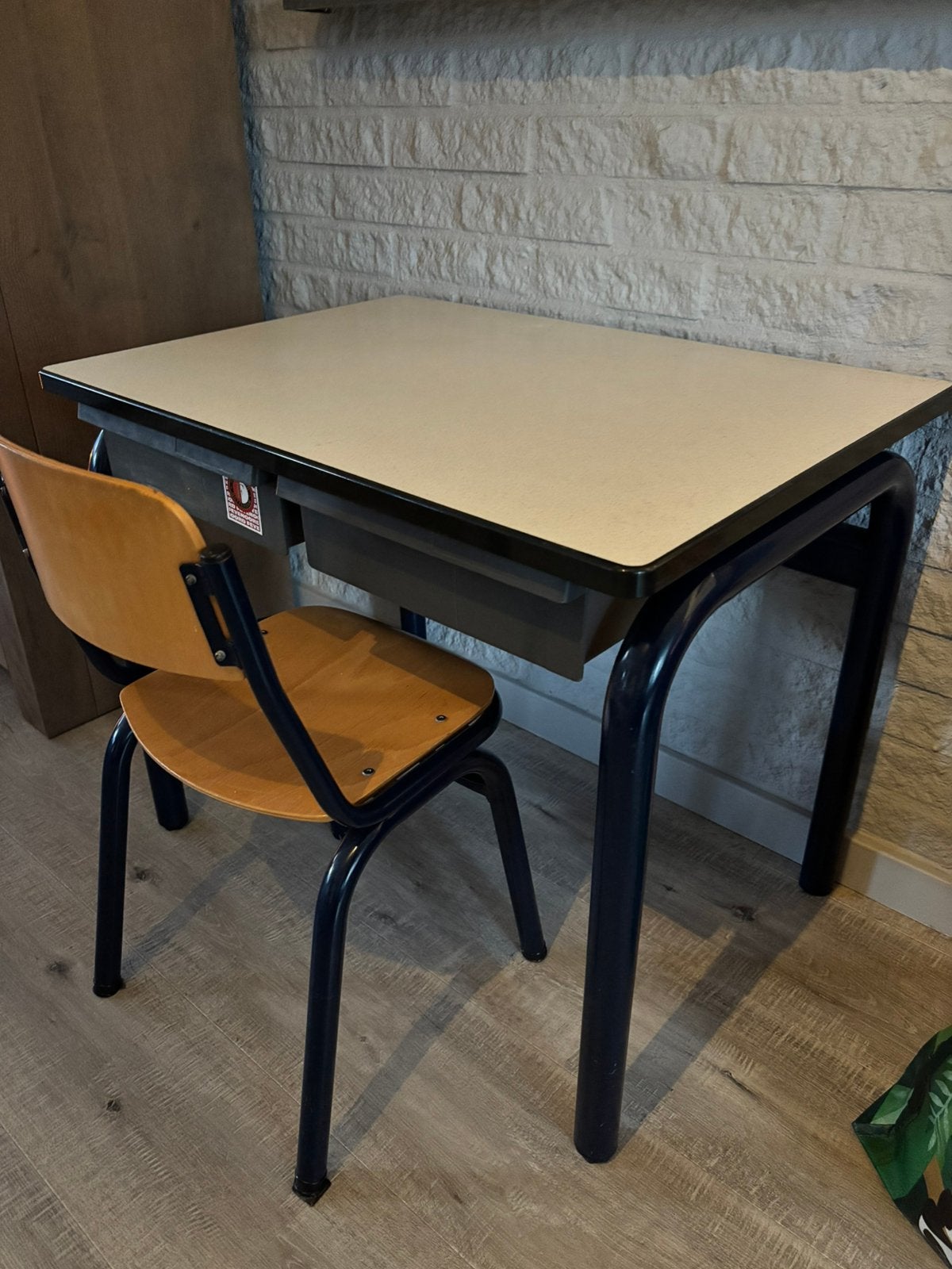 Kinderbureau met stoel en opbergvakken, Ophalen, Zo goed als nieuw, Tafel(s) en Stoel(en)