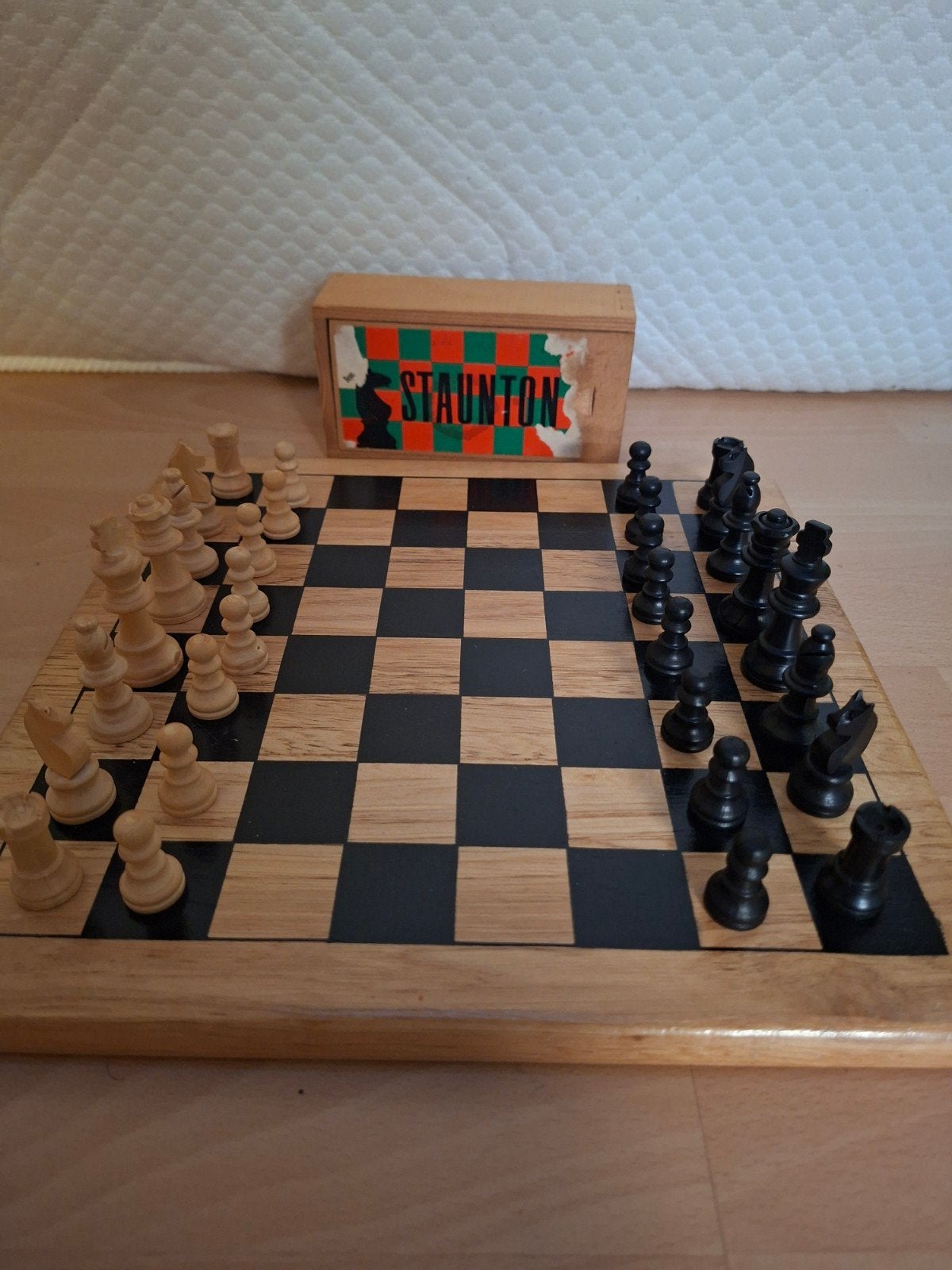Staunton schaakspel  - massief schaakbord, Hobby en Vrije tijd, Gezelschapsspellen | Bordspellen, Ophalen of Verzenden
