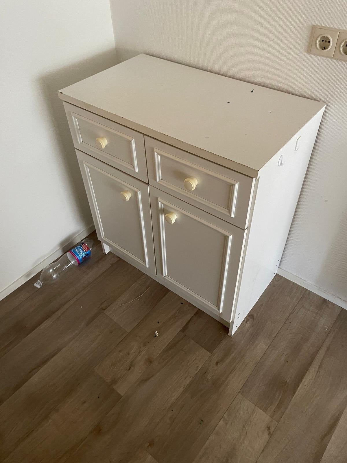 Gratis!!! Wit kastje met lades en deurtjes, Huis en Inrichting, Gebruikt, 1 of 2 laden, Minder dan 100 cm, 25 tot 50 cm
