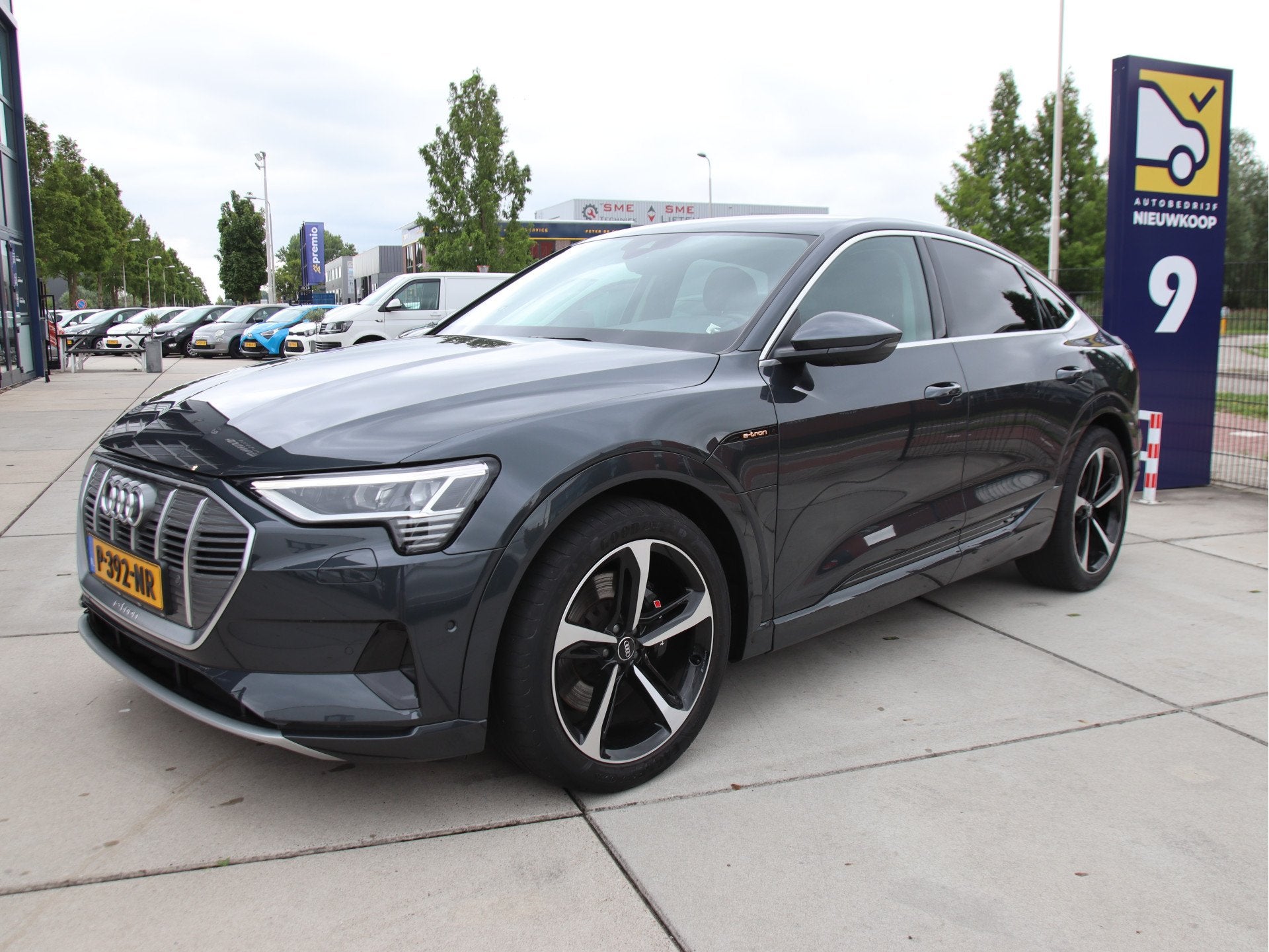 Audi e-tron Sportback 55 quattro Advanced ed. Plus 95 kWh Le, Automaat, 131 €/maand, Automatische klimaatregeling, Vierwielaandrijving