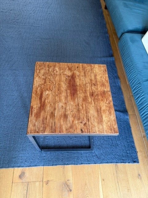 bijzettafel voor de bank, Minder dan 55 cm, Gebruikt, Vierkant, Hout