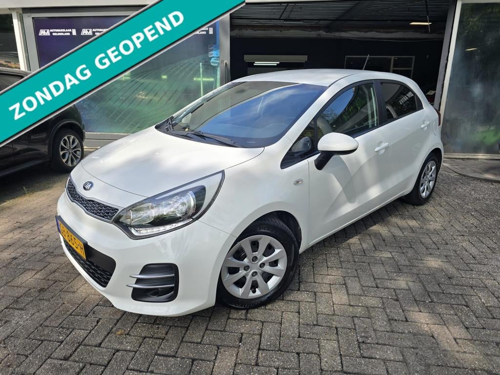 Kia Rio 1.2 CVVT DynamicLine | 2E EIGENAAR | 12MND GARANTIE, Auto's, Kia, 1027 kg, Euro 6, 4 cilinders, Wit