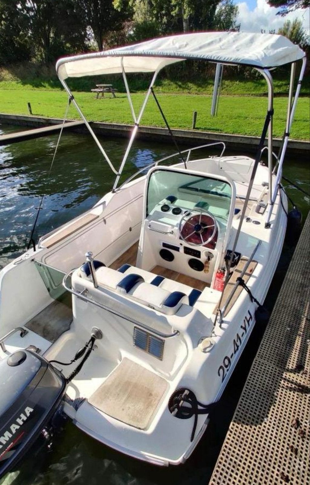 Quicksilver 500 met trailer en 95 pk Yamaha motor, Watersport en Boten, Speedboten, 50 cm, Gebruikt, Info@quicksilver.com, 95 pk